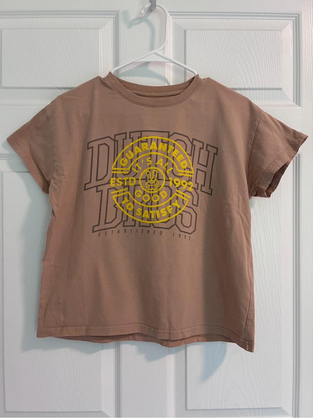 Dutch Bros Crop Short Sleeve Graphic Tee - Tan with Yellow Print